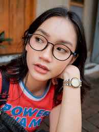 OPTIK B RISKI FATMAWATI (@optikbriski.kedungmundu) · Semarang