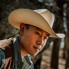 One more day till 'WESTBOUND' is online. Stay tuned! Couple of the clips in  the film were filmed by the legend @_symmedia . 📹 @pridebodyboards  @redbullza @we.bodyboard