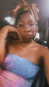 PHOTO📸 OF YOU ON CHELSEA JERSEY👕👇