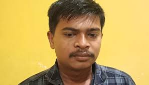 A WGPD team from Jalukbari OP. arrested 2 chain snatchers