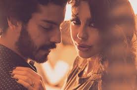 For more information and source,. Ø´Ø§Ù‡Ø¯ Ù„ÙŠÙ„Ù‰ Ø¥Ø³ÙƒÙ†Ø¯Ø± Ø¨Ø§Ù„Ø­Ø¬Ø§Ø¨ Ø¨Ø¹Ø¯ Ø¥Ø¹Ù„Ø§Ù† Ø¥Ø³Ù„Ø§Ù…Ù‡Ø§ Ø³ÙˆØ§Ù„ÙŠÙ