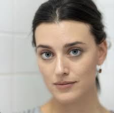 Dolly Lewis's Instagram, Twitter & Facebook