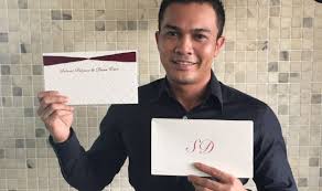 Berkongsi pengalaman, saharul berkata, isterinya, qaabila deena emir mohamed akif emir, masih bertanya apakah dia sudah bersarapan ketika hendak dimasukkan ke wad, minggu lalu. Bukan Kahwini Bekas Kekasih Saharul Ridzwan