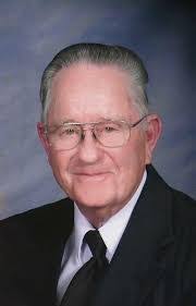 Linda Huebner's Instagram, Twitter & Facebook