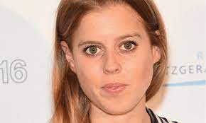 Kate middleton snubbed by jealous princess beatrice: Princess Beatrice Turns Heads In A Fabulous Embossed Skirt On Night Out At Annabel S Hello