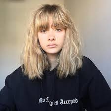 Adding bangs to your haircut must be one of the best hairstyle changes you had in years because they will give such proper framing and draw all . Shleepy Short Hair With Bangs Messy Short Hair Hair Styles