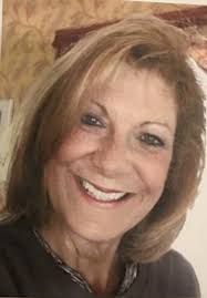 Lisa Whidden's Instagram, Twitter & Facebook