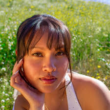 Silent Income lança a sublime “Sweet Pea” Silent Income é uma a dupla  musical dinâmica vinda de Melbourne, Austrália. É composta por Marcella  Wright, cantora e letrista conhecida, e Sam Billinghurst-Walsh, o