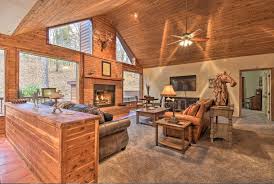 Boating, fishing, skiing, jet skiing, and picnicing are all popular on lake hamilton. 12 Best Cabin Rentals In Hot Springs Arkansas Territory Supply