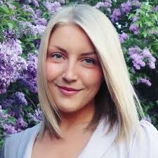 Erin Shrum's Instagram, Twitter & Facebook