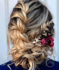 Uzun Saclar Icin 20 Carpici Mezuniyet Sac Modelleri 2019 Trendler Ve Moda Longhairstyles Hairstyles Promhair Promhairsty Uzun Sac Sac Uzun Sac Modelleri