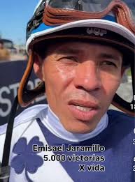 Jinetes con 300 victorias en el año 2025 en Estados Unidos 📅 Actualizado  hasta el 29 de diciembre 1️⃣ Irad Ortiz, Jr.