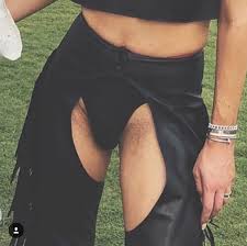 Most popular beauty youtuber of all time. James Charles Page 22 Guru Gossip