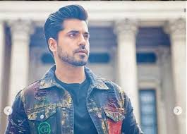 A rana suzana quadradinho videókat természetesen megnézheted online is itt az oldalon. Gautam Gulati To Be A Part Of Zee5 S Poison 2 India Forums