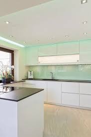 Schlicht Kombiniert Mit Dekton In 2020 Kuchen Fronten Kuche Arbeitsplatte