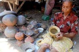 Check spelling or type a new query. Cerita Wa Anci Dan Periuk Tanah Liat Bikinannya
