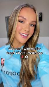 Hair Styles for Media Day