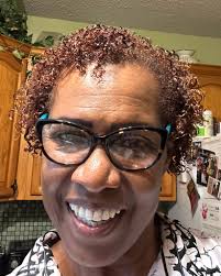 Can any one tell me please, is Hair by Laura shut down or having a revamp?  I went past yesterday to see it empty. I wanted to start using some of my