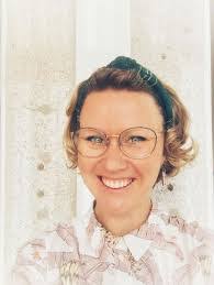 Karl Bardosh's Instagram, Twitter & Facebook