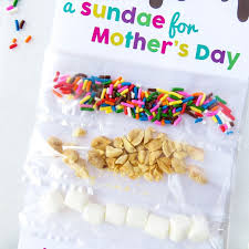 You can use your handwritten message to add a little warmth without going over the top or overstating how you feel. 19 Mother S Day Cards You Can Diy