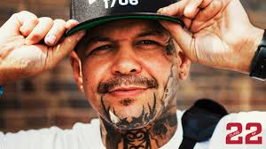 Fine Arts graduate finds healing power of art