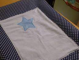 mes deux housses de matelas a langer sont devenues rose a cause d une maudite serviette en papier qui a att housse matelas housse matelas a langer idee couture