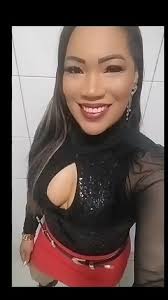 Aos OUTROS eu DOU o DIREITO de serem como SÃO...e EU, me dou o DEVER de SER  a CADA DIA uma PESSOA MELHOR.!🙌🏽🌻🤍✨, ., ., ., ., ., #gratidao  #Resiliência #vivaohoje #seamesecuide #outubrorosa ...