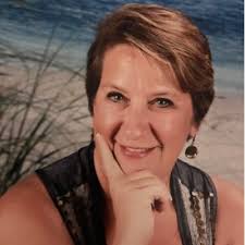 Debbie Herrmann's Instagram, Twitter & Facebook