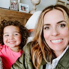 Monday evenings have always been my most mentally exhausted time of the  whole week. Quarantine life makes it even more so. When I'm this tired I  don't even try and get creative