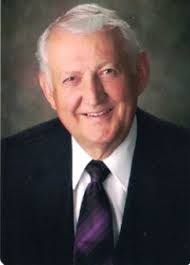 Karen Hinckley's Instagram, Twitter & Facebook