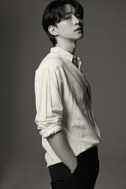 The evening was quiet and beautiful though dark. Lee Junho The Actor Is Present
