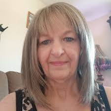 Barb Goss's Instagram, Twitter & Facebook