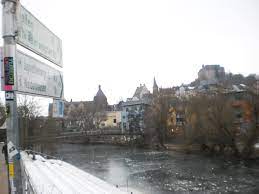 Über 4 bewertungen helfen ihnen bank in ihrer nähe zu finden. Datei Cycling Route Signs For Trail Lahntalradweg From Bridge Abendroth Brucke In Marburg To Giessen Germany On East Bank Ice In January On Frozen River Lahn And Old Town 2017 01 24 Jpg Wikipedia