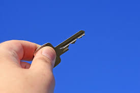 Ihre fragen rund um das thema immobilien beantworten wir gerne. Was Genau Macht Ein Immobilienmakler Glasshotel Net