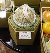 It generally ranges in weight from 1.8 to 3.6 kg (4.0 to 7.9 lb). Wikizero Cucumis Melo