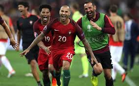 We have a lot of different topics like nature, abstract and a lot more. Jogador Camisa 20 Da Selecao De Portugal 1280x800 Wallpaper Teahub Io