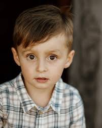 It's a rare treat to meet another 'Bonnie,' and here I found myself  photographing Bonnie and her adorable little family. What a pleasure it was  to chase the golden hour with you