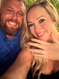 Coming back to work as a FIANCÉ! 💍 Thank you to all of you beautiful  people for the messages + L🤍VE 🥹🥂 We are so excited + grateful!!  #engaged #fiance #wedding #weddinghair #proposal #love