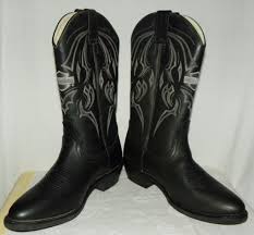 Black And White Cowboy Boots Mens Harley Davidson Mens Black Cowboy Boots With White Design Size 9 5 Wide 91298 Black Cowboy Boots Cowboy Boots Boots