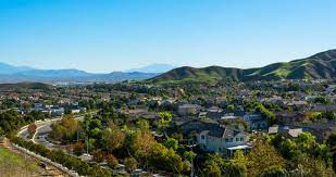 Here's the quick answer if you drive this relatively short distance without making any stops. 10 Best Things To Do In Chino Hills California