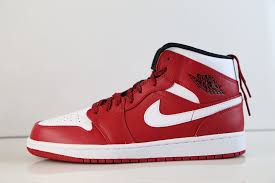 Air Jordan 1 Mid White Black Gym Red Fashion Air Jordan Retro 1 Mid Gym Red Black White 554724 605 7 14 Black Bred Aj1 1 Air Jordans Retro Sneakers Men Shoes Mens