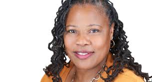 Holly (@HollyMeagher)