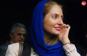 هانیه توسلی و مهناز افشار با ژست خاص در جشنواره فجر ۹۳|خبرکده