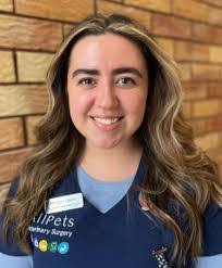 Amy Windsor's Instagram, Twitter & Facebook