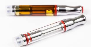 Since the tubes used in a vape cartridge are generally made as cheaply as possible, they transfer outside heat into the oil pretty easily. Why Does My Vape Cartridge Oil Turn Dark Brown Bloom Medicinals Ar