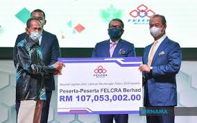 Pihak berkuasa kemajuan pekebun kecil perusahaan getah (bahasa inggeris: Bernama Risda Felcra To Pay Out Rm189 08 Mln Dividend