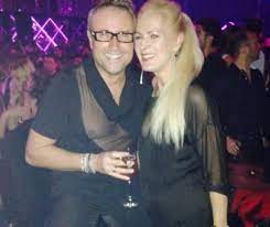 Este unul dintre cei mai cunoscuţi creatori de modă din românia şi nu numai. Marea Iubire A Lui CÄƒtÄƒlin Botezatu Secretul Care L A Chinuit 30 De Ani Evenimentul Zilei