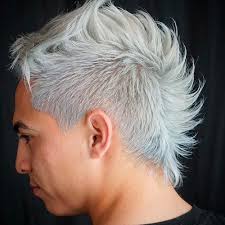 Even at the height of its popularity, the mullet haircut was not for the timid. The Contemporary Guide To A Mullet Haircut Lovehairstyles Com