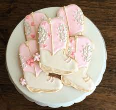9 Adorable Country Themed Baby Shower Ideas Country Baby Shower Farm Baby Shower Baby Shower Themes