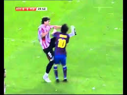 Jun 30, 2021 · por primera vez, lionel messi es libre: Patada En La Cara A Messi Youtube